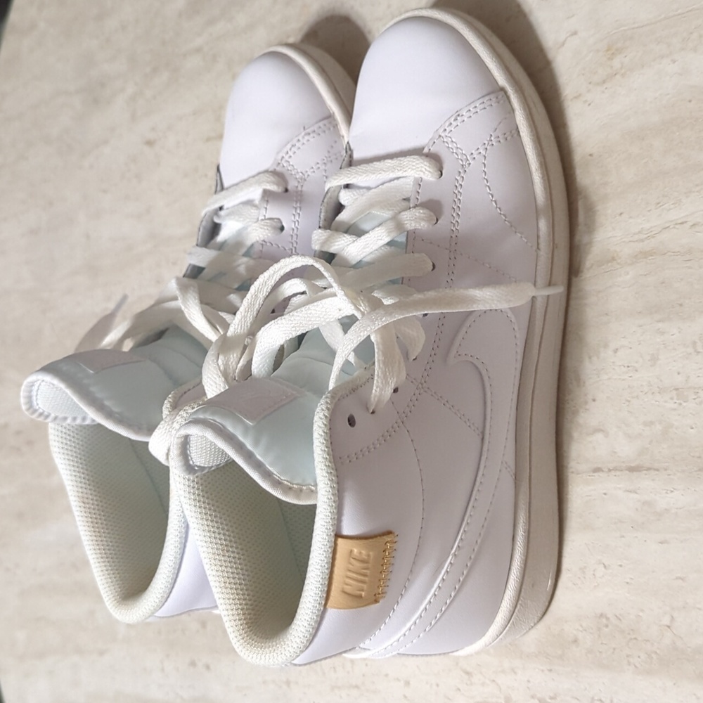 Nike Court Royale 2 Mid - White